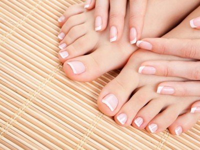 https://highlightmakeupacademy.in/assets/front/img/user/services/1756123716.png